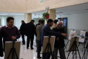 بازدید معاون فرهنگی اجتماعی و دانشجویی و سرپرست حوزه ریاست، روابط عمومی و اموربین الملل به همراه همکاران دانشگاه از  نمایشگاه عکس دستاوردهای انقلاب در اولین روز از دهه فجر