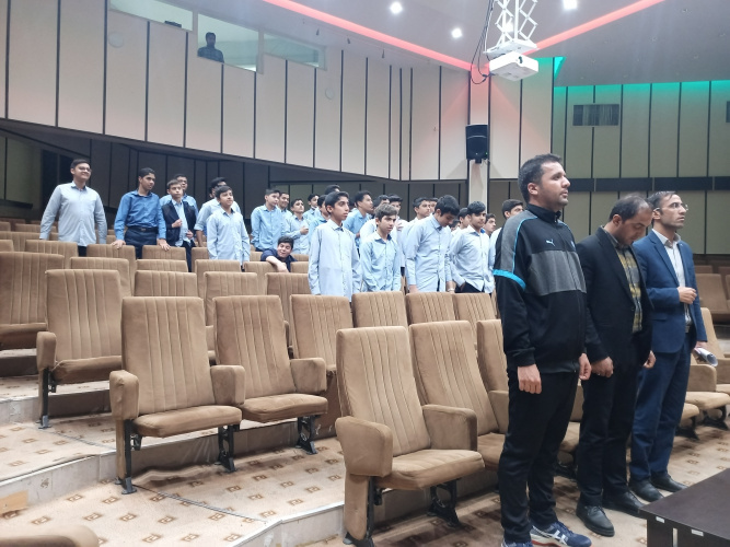 بازدید دانش آموزان مدرسه امام حسین(ع) از دانشگاه صنعتی بیرجند