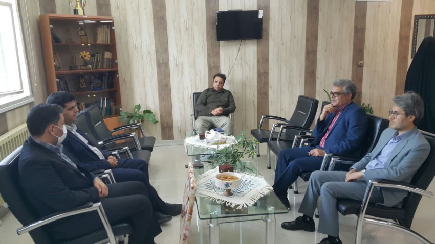 دیدار  معاون فرهنگی، اجتماعی و دانشجویی دانشگاه با مدیر آموزش و پرورش شهرستان بیرجند همزمان با دهه سرآمدی آموزشی و هفته بزرگداشت مقام معلم